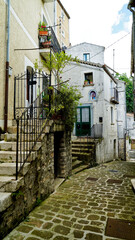 I vicoli del borgo antico di Muro Lucano, Basilicata. Italia