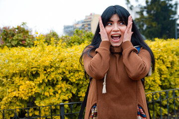 She can't believe what she sees around her in the park.