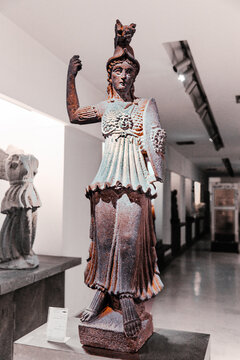 Minerva statue. Allat-Minerva, Allat-Athena. Statue of the 2nd century AD from As-Suwayda, Syria. National Museum of Damascus