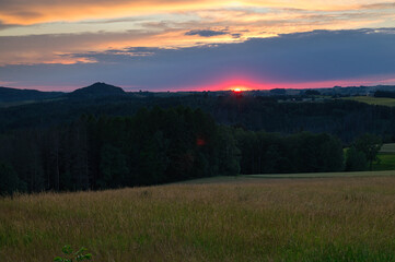 Sonnenuntergang in der Sächsischen Schweiz bei Lichtenhain, Deutschland