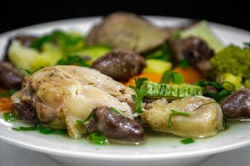 Nutritious vegetable and chicken soup, chicken heart and liver
