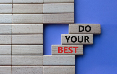 Do your Best symbol. Concept words Do your Best on wooden blocks. Beautiful purple background. Business and Do your Best concept. Copy space.