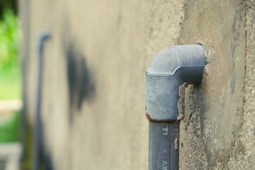 installation of water pipes in the wall
