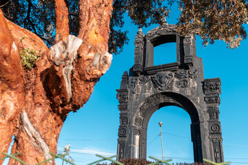 Arch of the Killi Killi viewpoint in La Paz Bolivia with a tree
