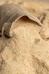fresh crumbly bread crumbs from dehydrated white bread