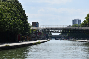 view of la villette Park, serie photos of the garden of Paris.