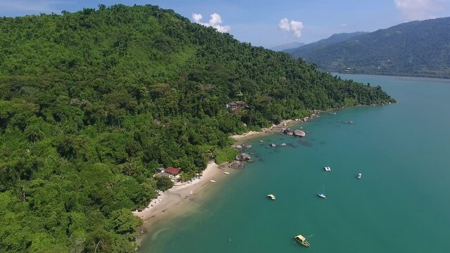 Aerial view of Tapera Beach on Ara&uacute;jo Island - Paraty, Rio de Janeiro, Brazil