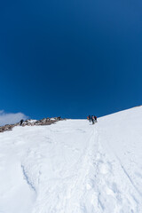 残雪期の日光白根山