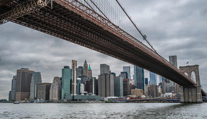 brooklyn bridge and city skyline