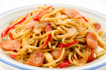 沖縄焼きそば　沖縄そばを使った焼きそば