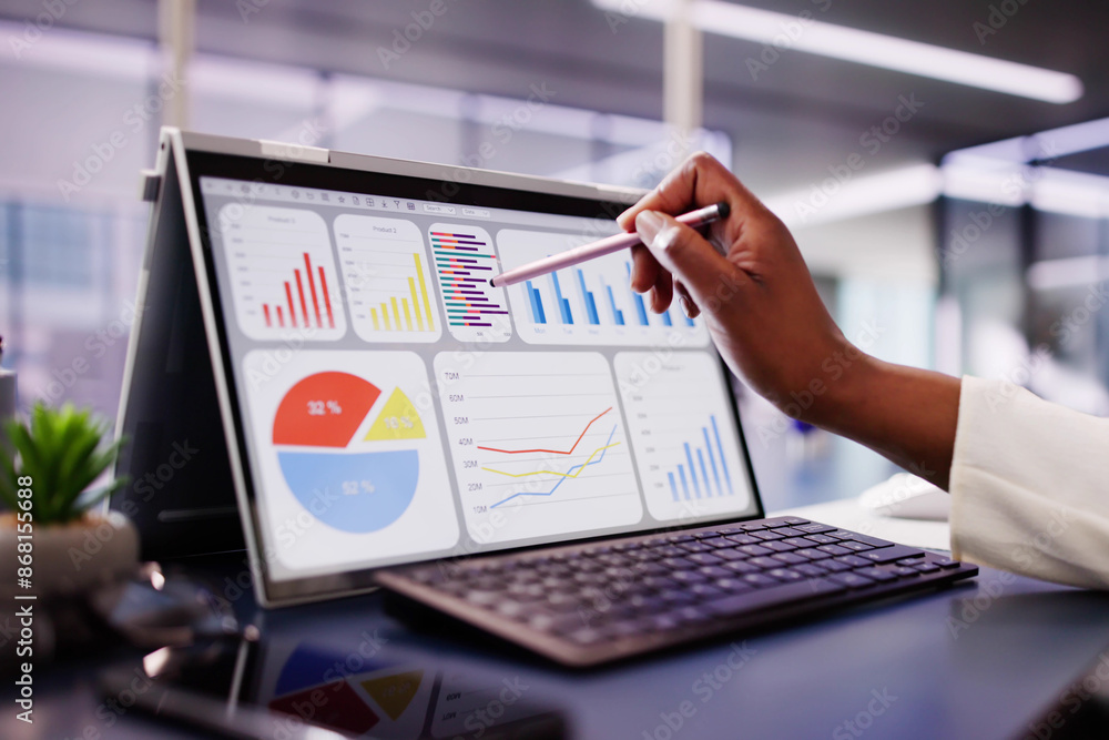 Poster innovative african american data analyst maximizing business performance through
