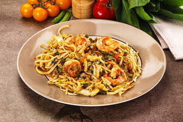 Pad Thai - noodles with prawn