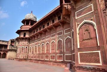 Fototapeta premium Agra fort is the most famous landmark in Agra, India