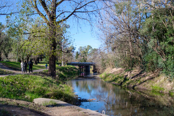 Naklejka premium Canal de río