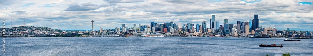 Canvas Prints Panorama shot of the skyline in Seattle, Washington.