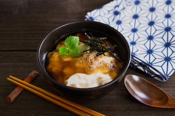 あんかけ湯葉丼