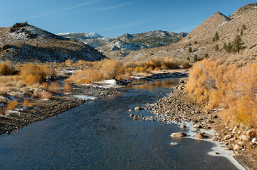 Signs of Walker River Freezing in Late Autumn