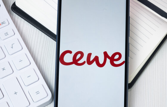 Cewe Images – Browse 32 Stock Photos, Vectors, and Video | Adobe Stock