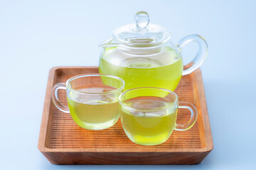 冷たい緑茶　グリーンティー