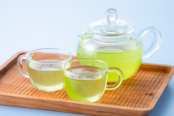 冷たい緑茶　グリーンティー