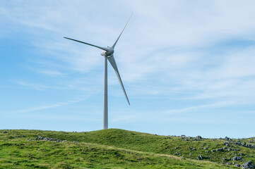 四国カルストの風車