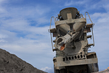heavy construction machinery, car concrete mixer
