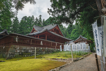 青森 津軽国一宮 岩木山神社 境内の風景