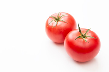 白背景にトマト