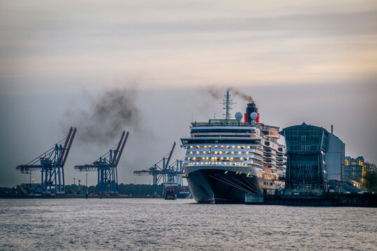 Germany, Hamburg,Cruise ship in Port of Hamburg