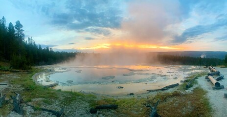 Fototapeta premium Grand Prismatic Spring in Yellowstone National Park