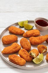crispy baked cream cheese stuffed jalapeno poppers