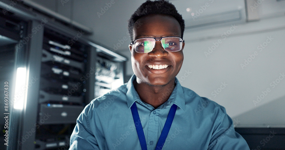 Aufkleber Man, happy and smiling or working in server room, system update and firmware installation or program developer. Online, network and cybersecurity or IT engineer, datacenter and professional employee