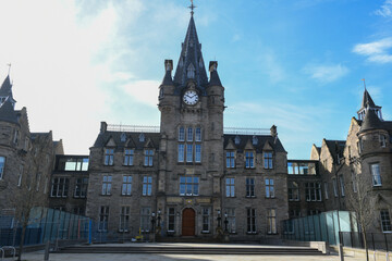 Fototapeta premium View at the old town of Edinburgh on Scotland