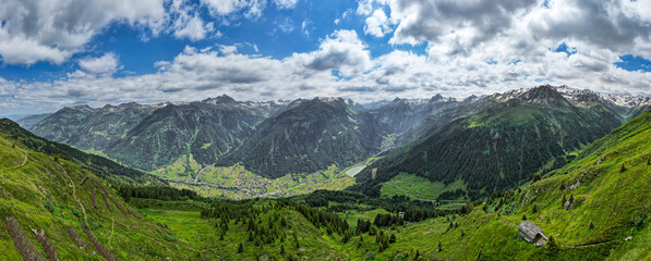 Gaschurn, Österreich: Panorama in den Alpen