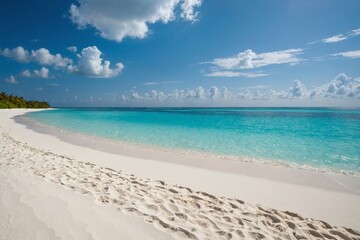 Obraz premium Panorama of a beautiful white sand beach and turquoise water in Maldives. Holiday summer beach background.. Wave of the sea on the sand beach.