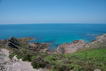 Magnifique paysage de mer depuis le sentier c&ocirc;tier GR34 du cap d'Erquy - Bretagne France