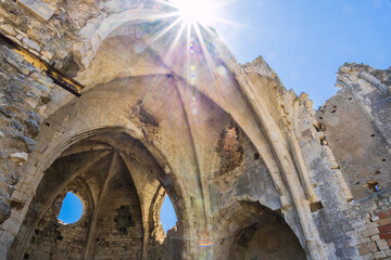 Ruine de l'Église Notre-Dame-des-Oubiels