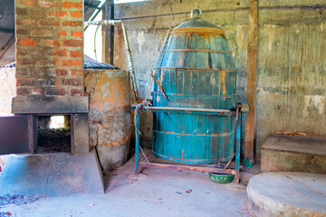 device for the production of cinnamon and cinnamon oil in Sri Lanka