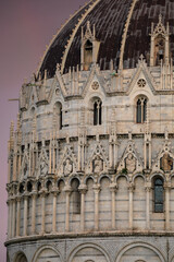 facade of the Battistero di San Giovannni in Pisa