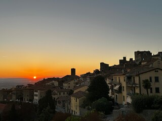 Fototapeta premium Atardecer en Cortona