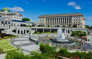Obraz premium Pennsylvania State Capitol dome and complex.