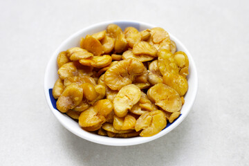 Roasted salted broad beans snack