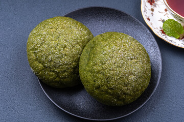抹茶メロンパン