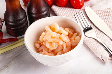 Cocktail prawns in the bowl