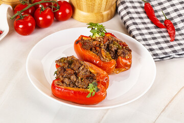 Bell pepper stuffed minced meat
