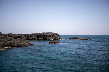 대한민국의 남쪽 끝에 있는 섬인 마라도의 아름다운 풍경이다.