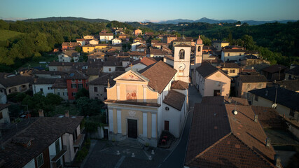 Vista aerea di Tassarolo scattata con un drone.