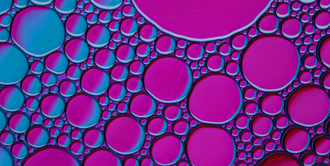 Fluid Finesse: Unveiling the Intricate Allure of Liquid Art in Oil Paintings
