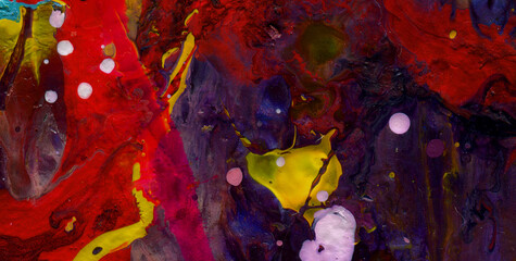 Fluid Finesse: Unveiling the Intricate Allure of Liquid Art in Oil Paintings
