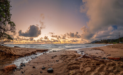 Hawaiian Sunrise phase at the East of Oahu Island with stunning orange and purple sky colors